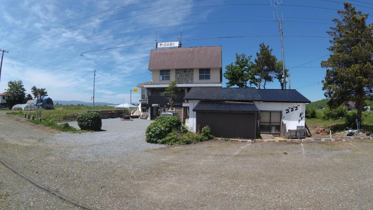 P-Dash Garden Backpackers Higashikawa Εξωτερικό φωτογραφία