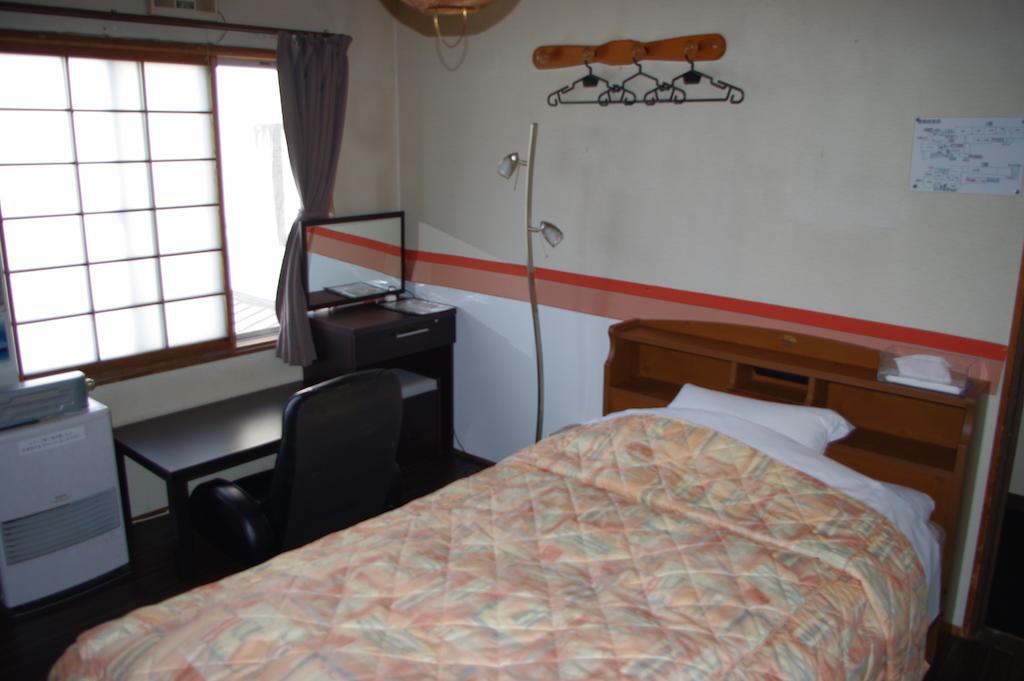 P-Dash Garden Backpackers Higashikawa Δωμάτιο φωτογραφία